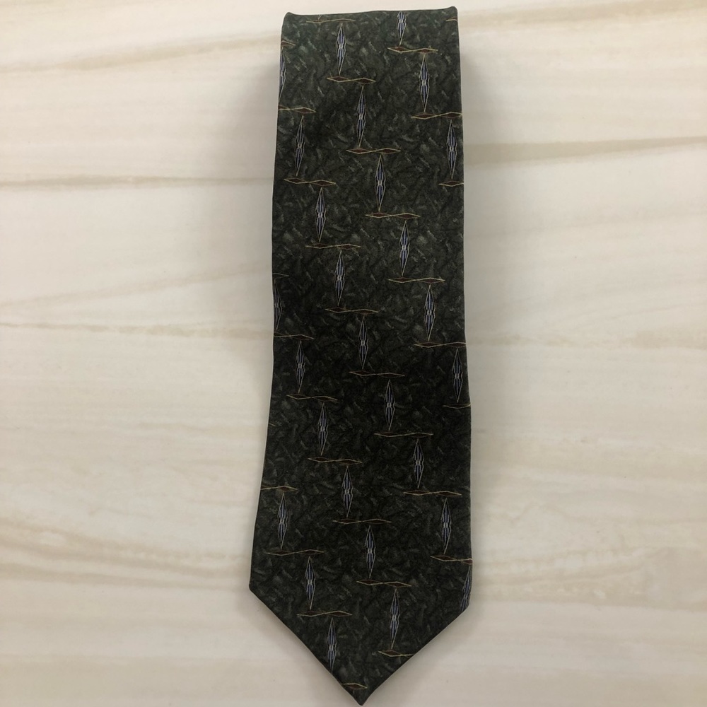 Bill Blass Black Label Tie